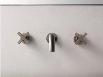 LINE - 3 hole wall-mounted brass washbasin tap by Rubinetterie Treemme - view 2